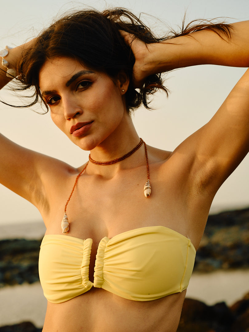 Liana Shell Tie-up Neck Piece