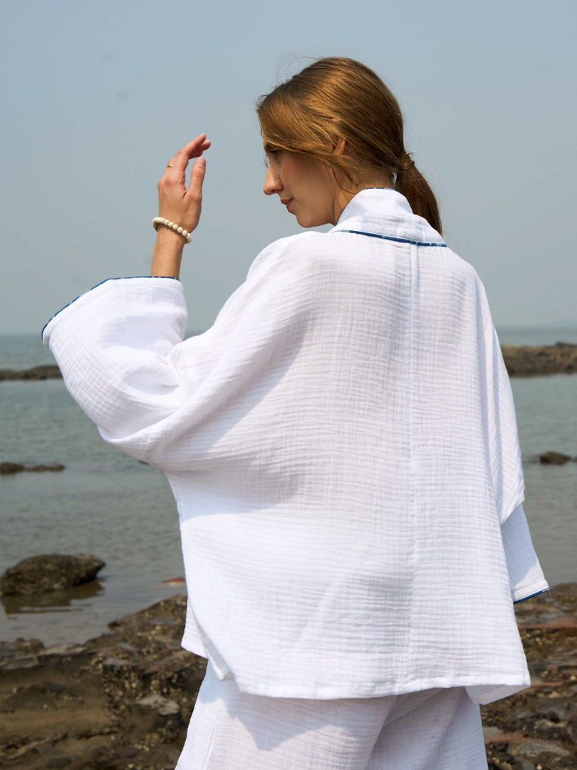 NIRVANA TEXTURED SHRUG